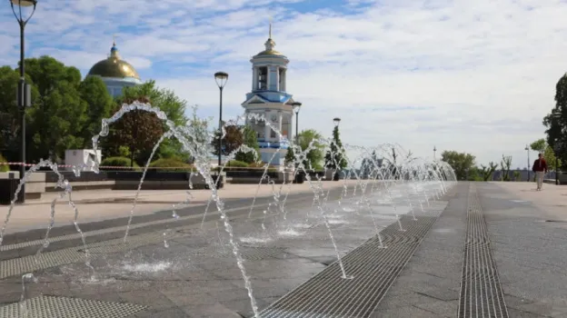 Воронежские фонтаны готовят к зимовке