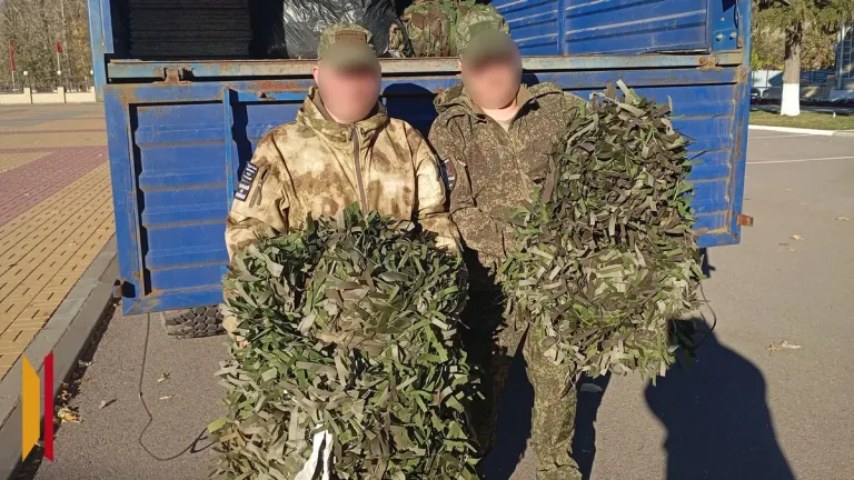 Грибановцы отправили бойцам стройматериалы и масксети